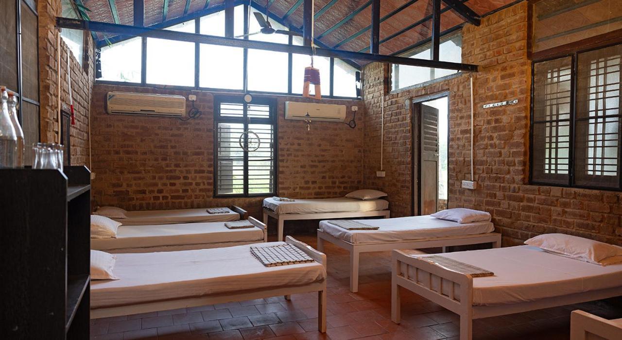 Pathayam Inn Tiruvannámalaj Kültér fotó