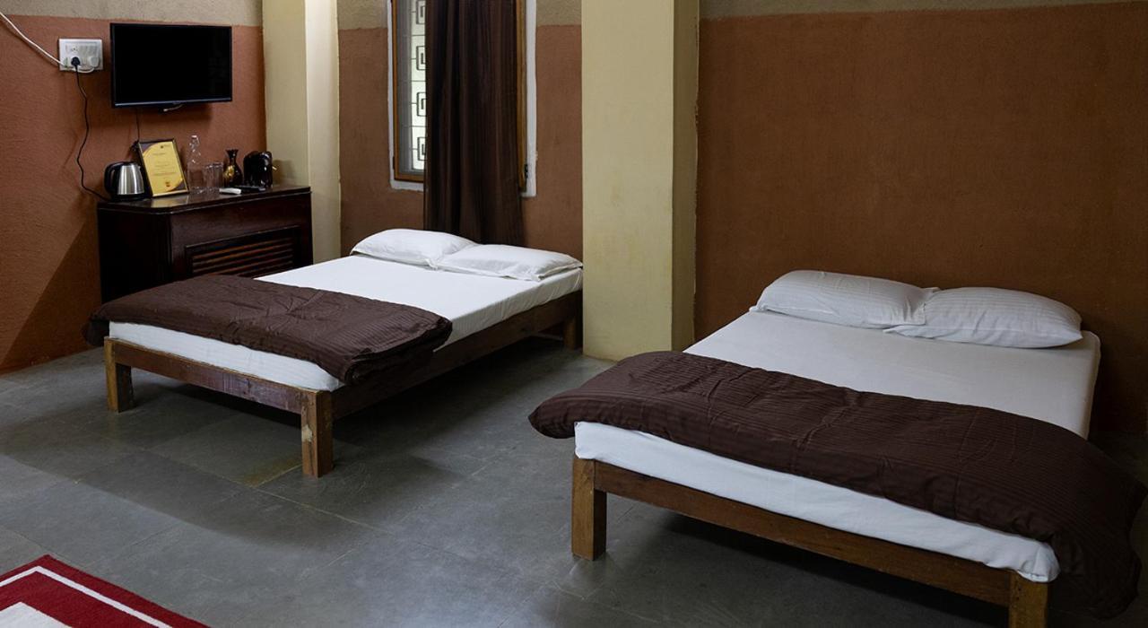Pathayam Inn Tiruvannámalaj Kültér fotó